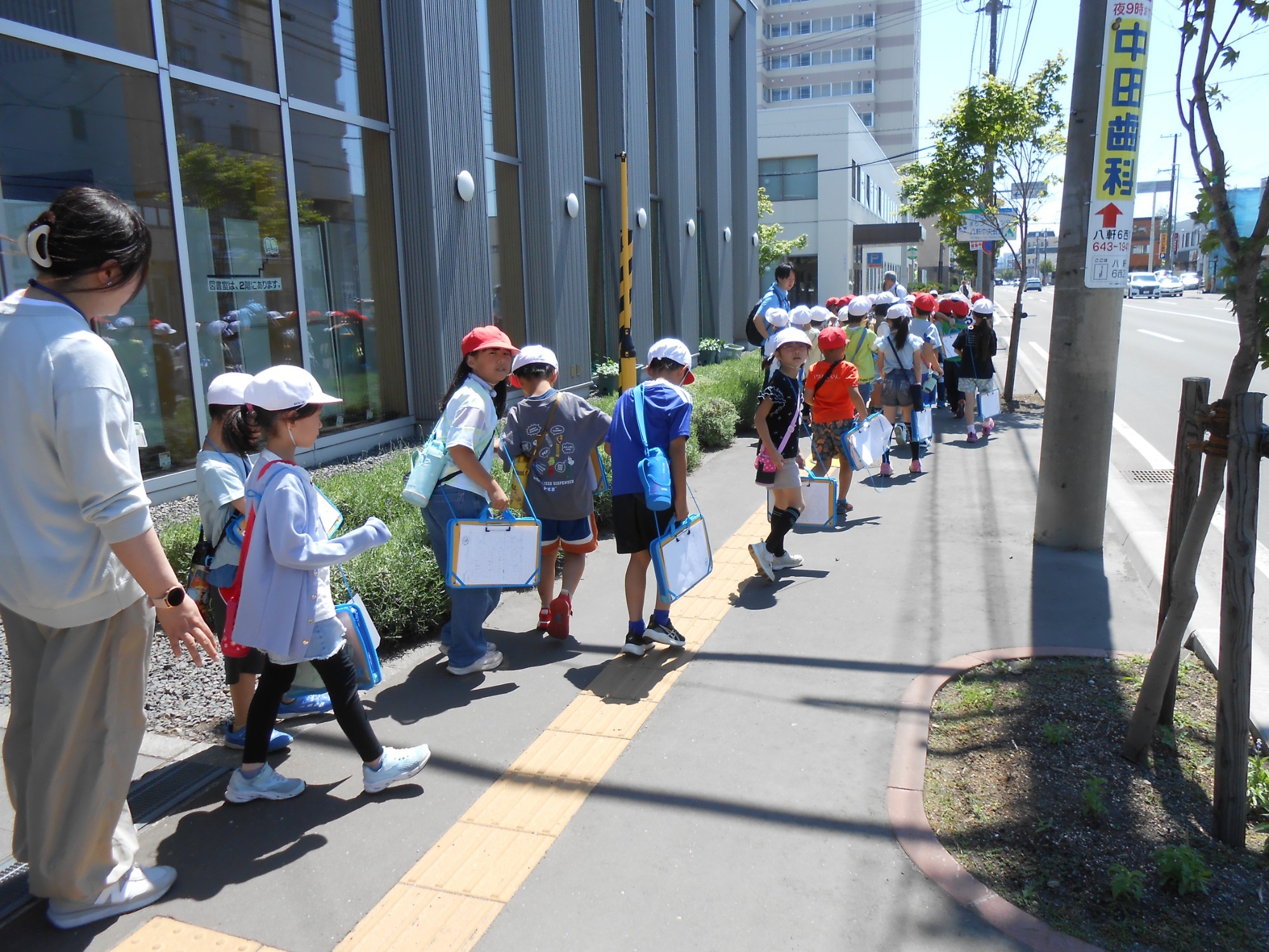 読み聞かせの裏方