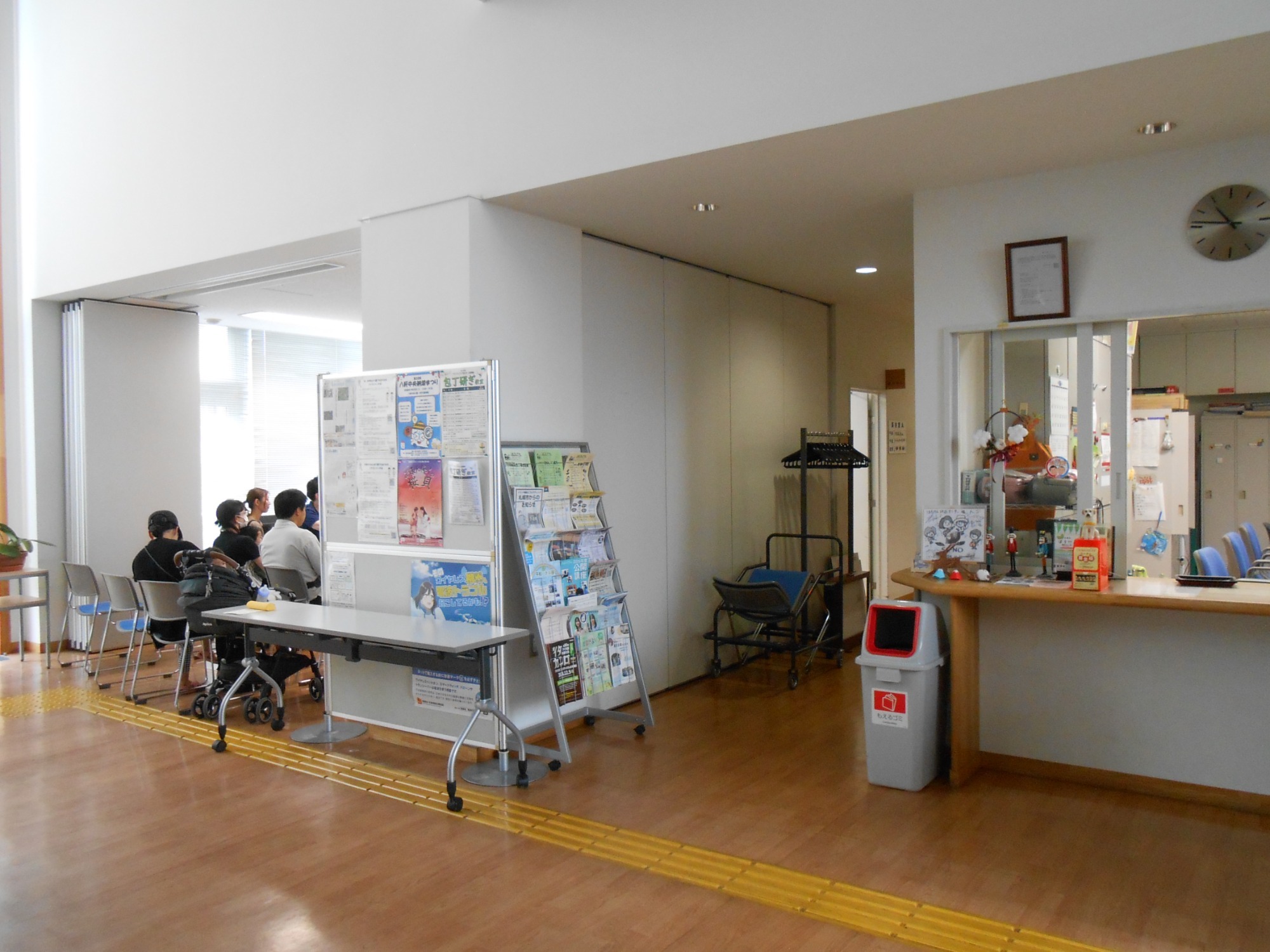 読み聞かせの裏方